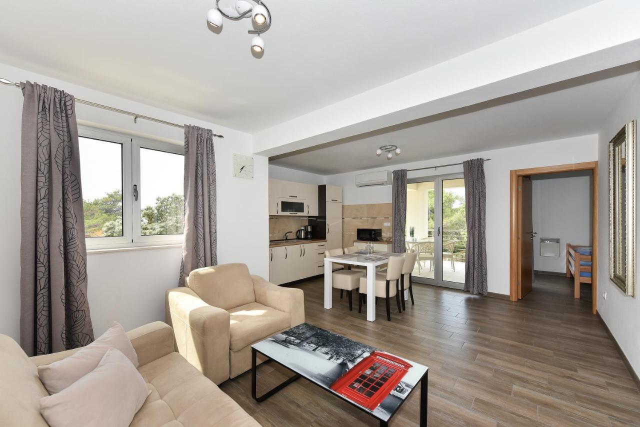 Apartmani Iva Vir Buitenkant foto