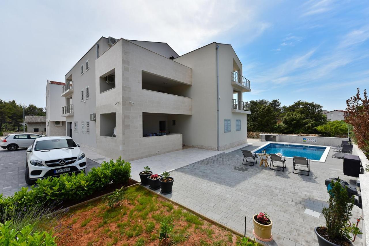Apartmani Iva Vir Buitenkant foto