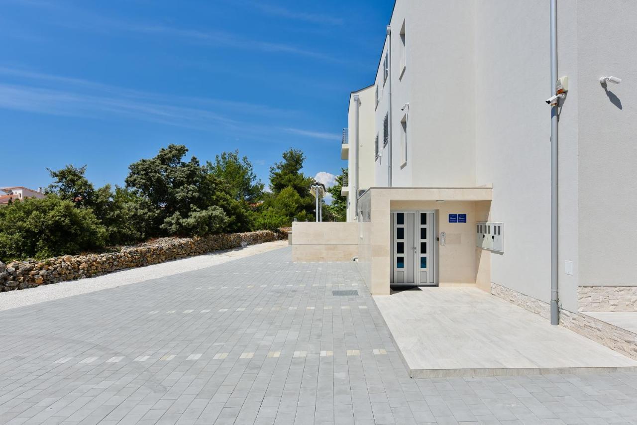 Apartmani Iva Vir Buitenkant foto