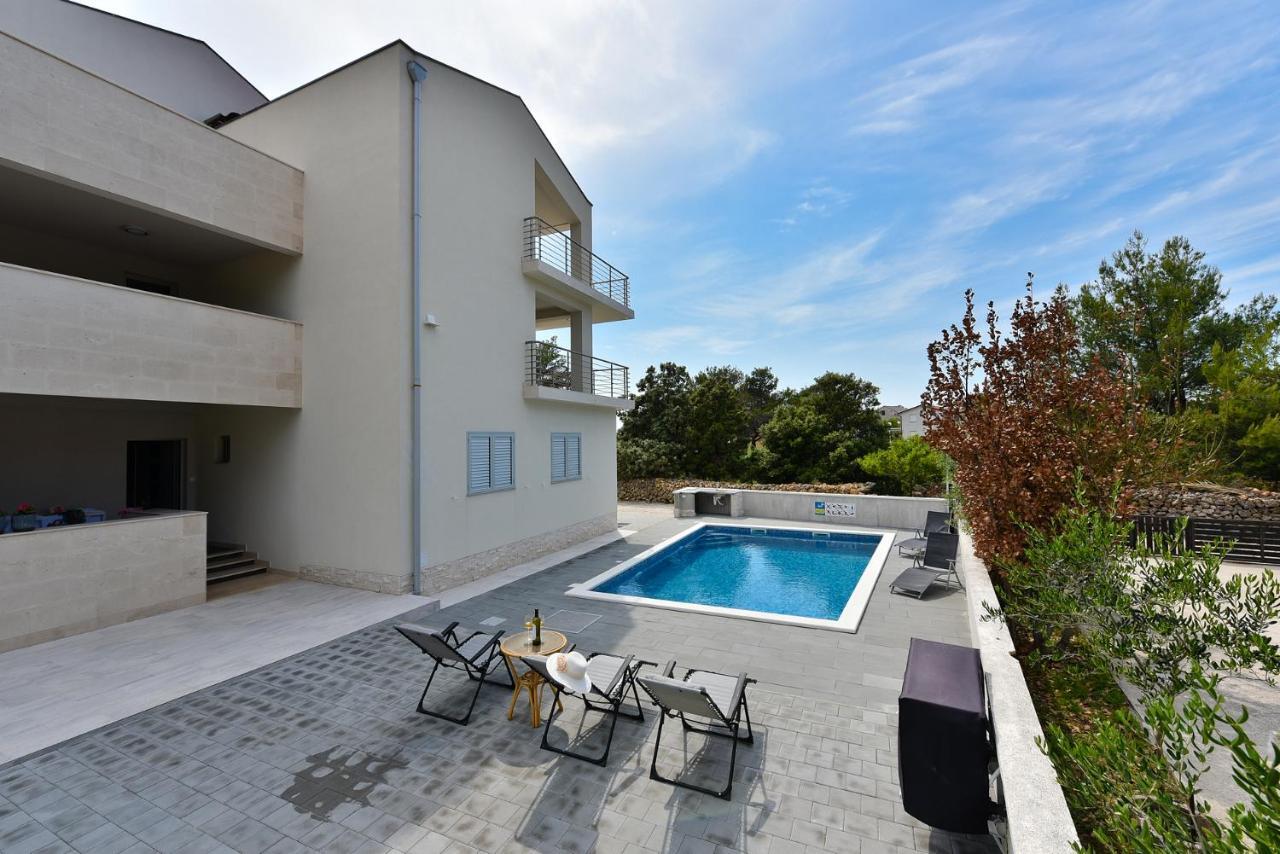 Apartmani Iva Vir Buitenkant foto