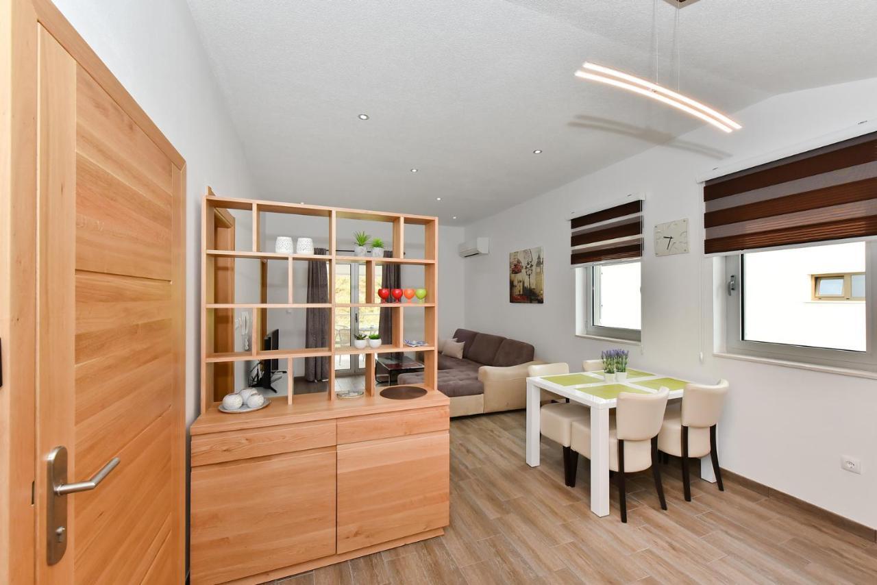 Apartmani Iva Vir Buitenkant foto