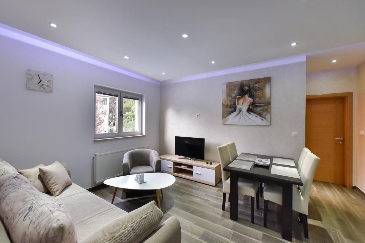 Apartmani Iva Vir Buitenkant foto