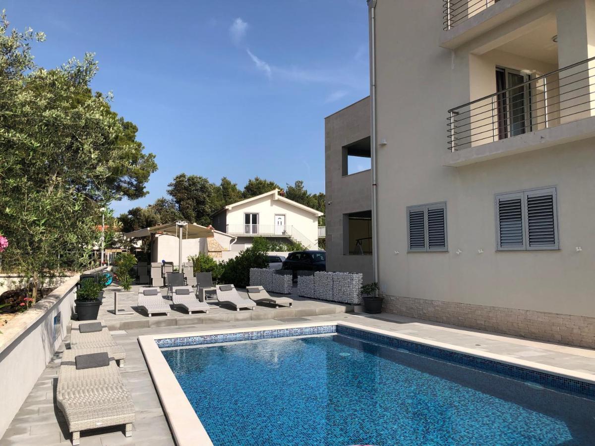 Apartmani Iva Vir Buitenkant foto